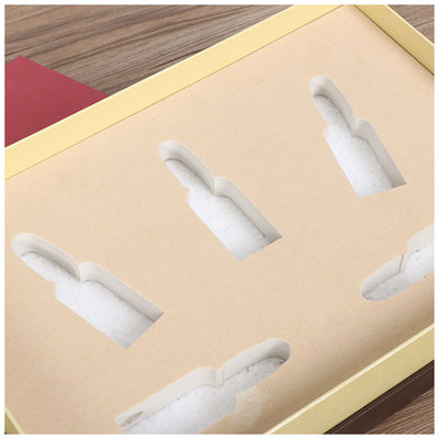 Pelle bovina bianca d'imballaggio della carta della scatola della maschera cosmetica di Pantone stampata allineando inserzione
