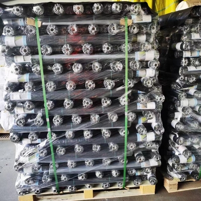 70-180GSM Tessuto antierba PP non tessuto nero e verde per la diserzione, tappetino antierba in tessuto
