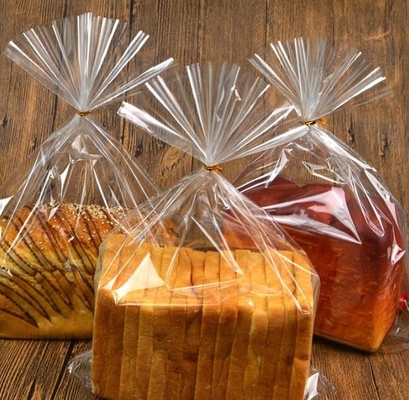 Filati di oro e argento di metallo colorato, pane, torte, giocattoli, imballaggi di prodotti agricoli